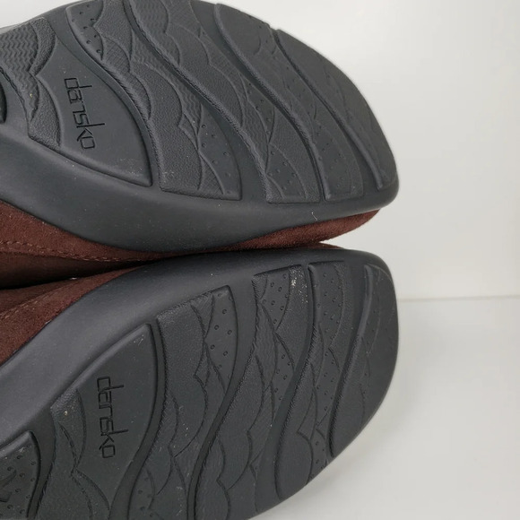 Dansko Cadence Brown Soft Suede Stretch Around Your Heel-Upper Shoe Sz 7.5 to 8. - Picture 11 of 12